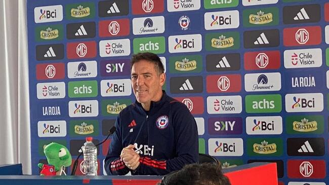 Eduardo Berizzo abre la puerta a la titularidad de Alexis Sánchez y Arturo Vidal ante Colombia: "Tenemos que jugar la pelota con seguridad"