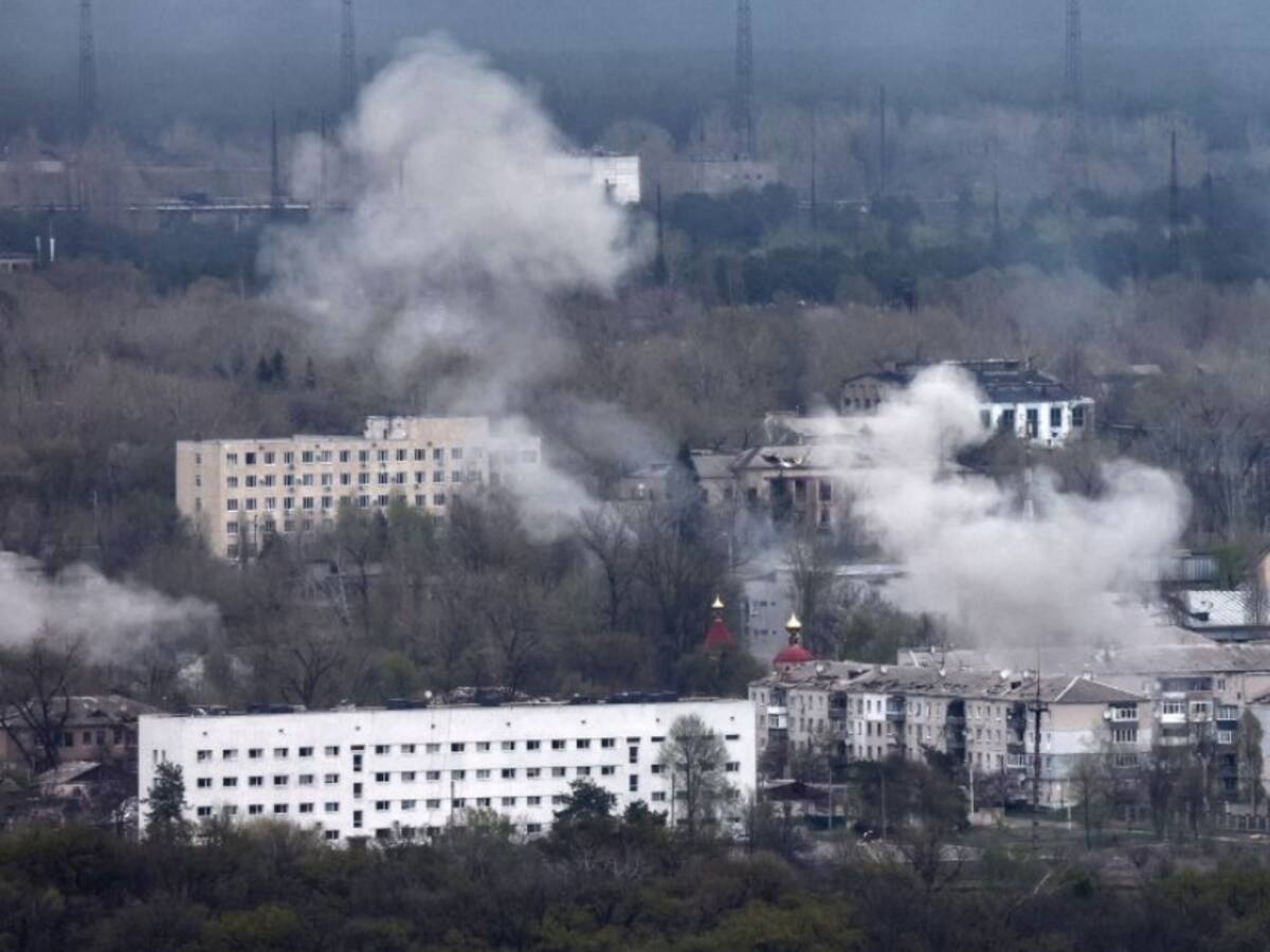 Rusia intensifica ofensiva en el este de Ucrania tras ultimátum
