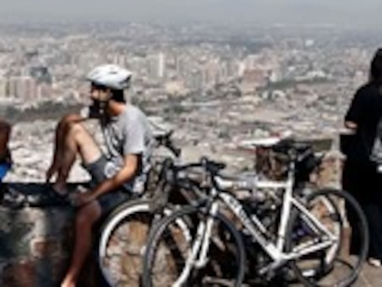 Automóviles y bicicletas tendrán acceso restringido a la cumbre del cerro San Cristóbal