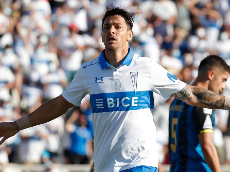 Universidad Católica derrotó a Huachipato en Las Condes y quedó con la primera opción de ser campeón del Torneo Nacional 2021