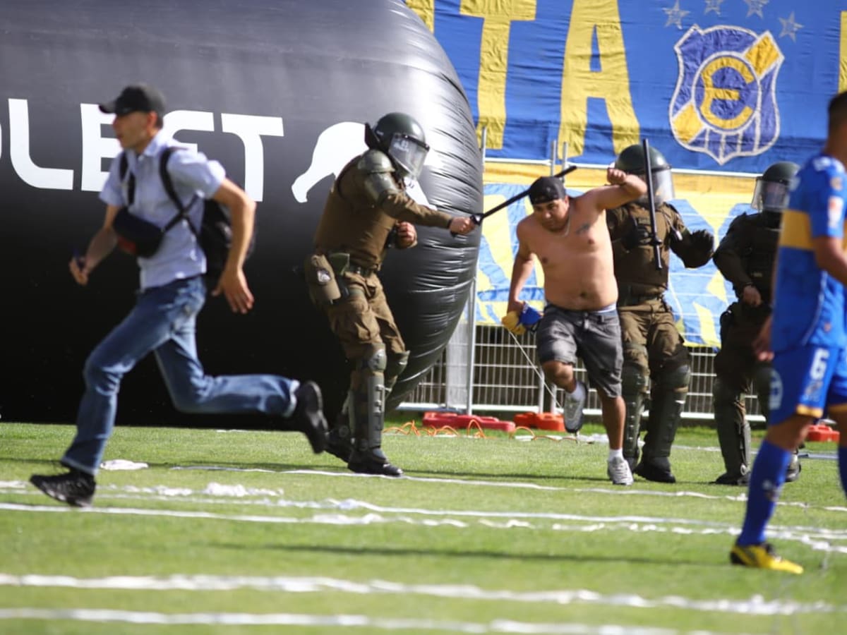 El lapidario informe arbitral que detalla la invasión de barristas de Everton a la cancha del Sausalito