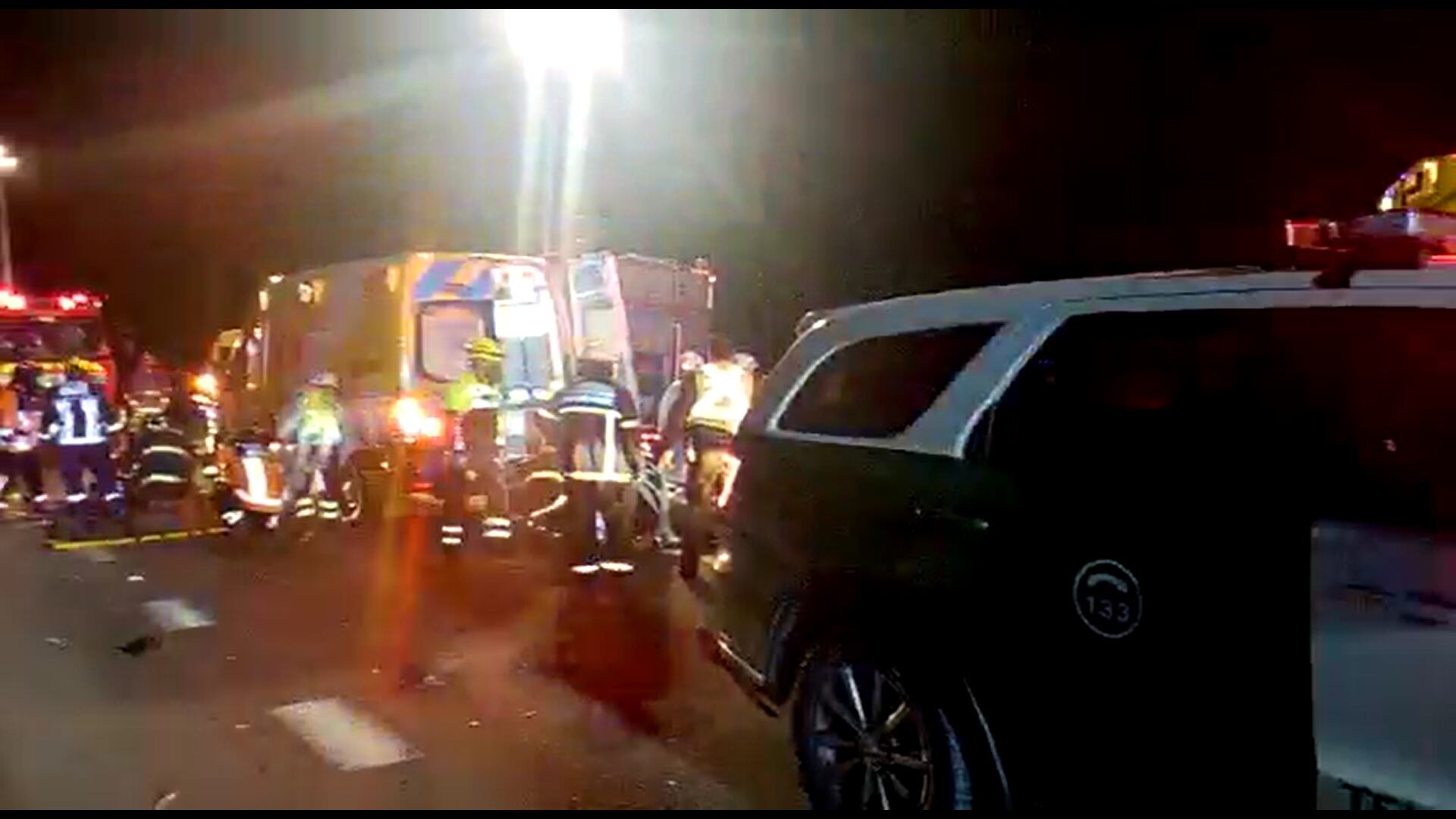 Accidente en Mejillones: volcamiento de furgón dejó una persona fallecida y 14 heridos