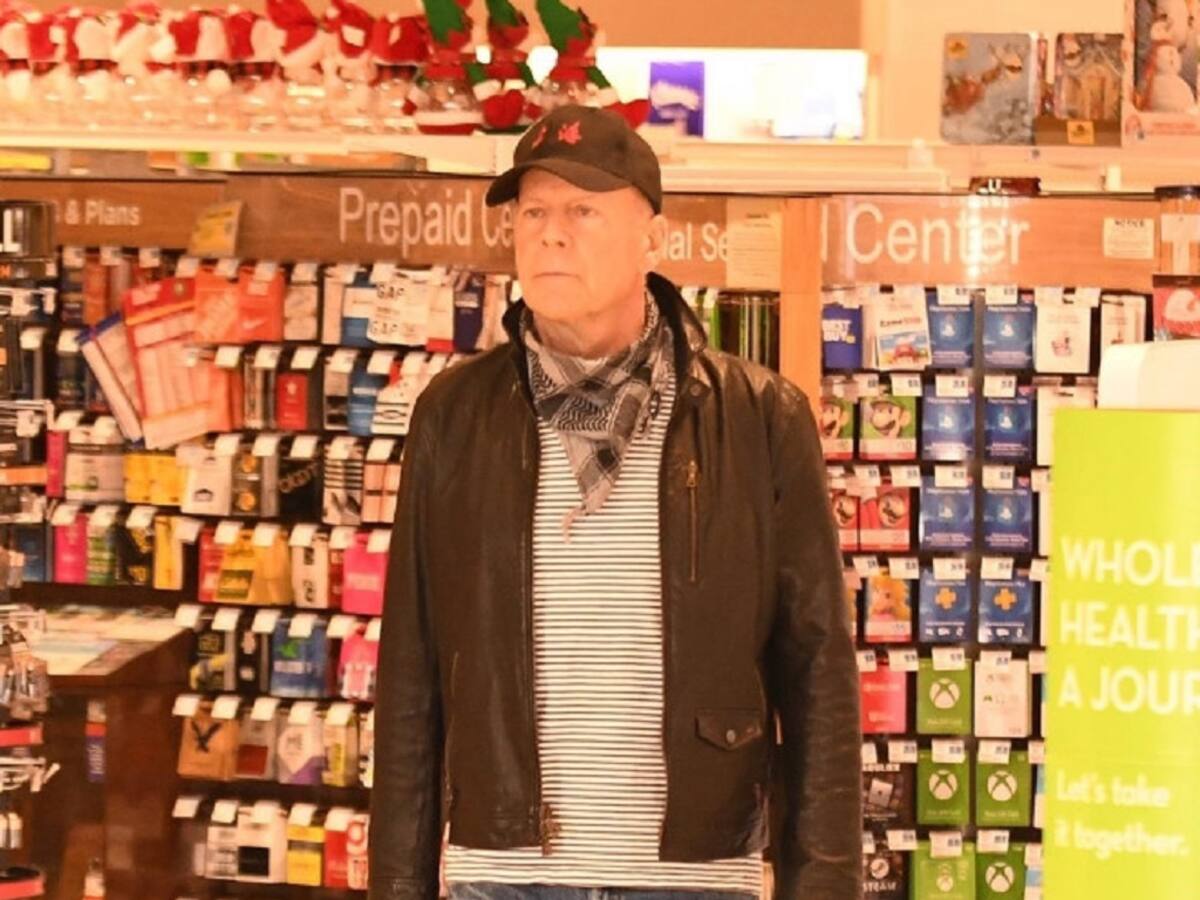 A Bruce Willis lo obligan a salir de una tienda en Estados Unidos por negarse a usar una mascarilla