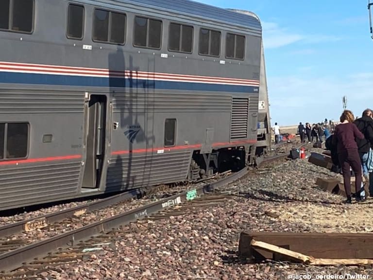 Un tren descarriló en momentos que viajaba por el estado de Montana