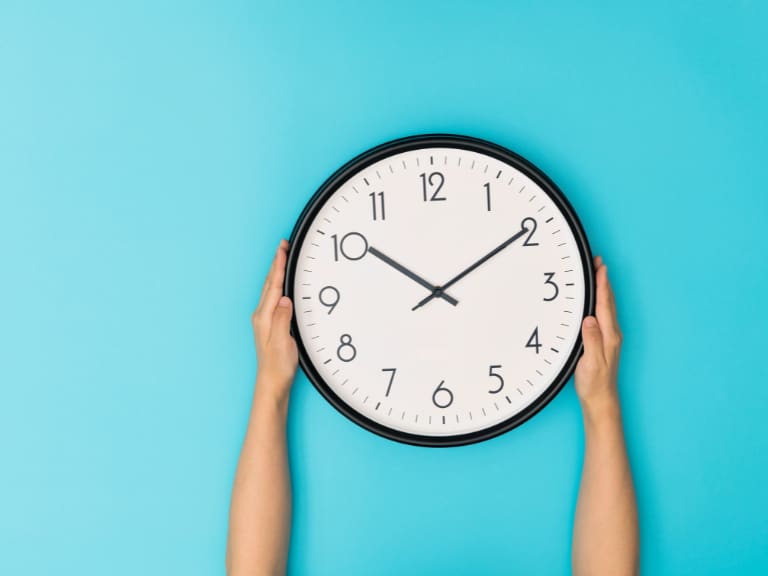 Segundo cambio de hora de 2025 en Chile: este día se debe ajustar el reloj nuevamente