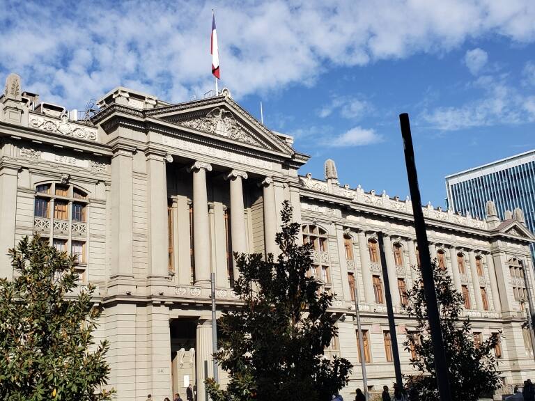 Acogen recurso para fusión de isapres Colmena con Nueva Masvida