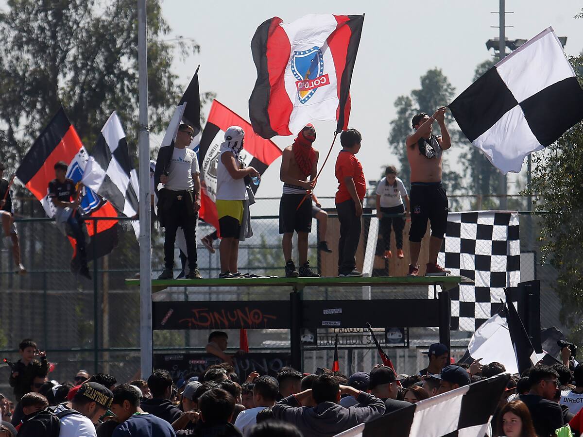 Pintaban un mural de Colo Colo: lo que se sabe del ataque armado contra hinchas atribuido a barristas de la “U” en La Pintana