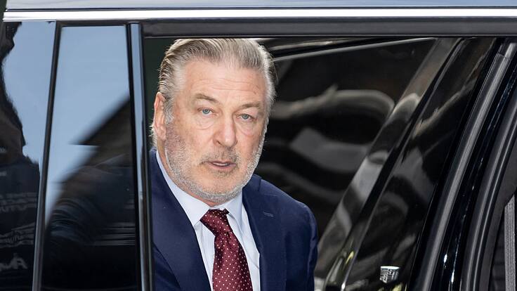 Siguen las malas noticias para Alec Baldwin: protagoniza accidente de tránsito junto a su hermano