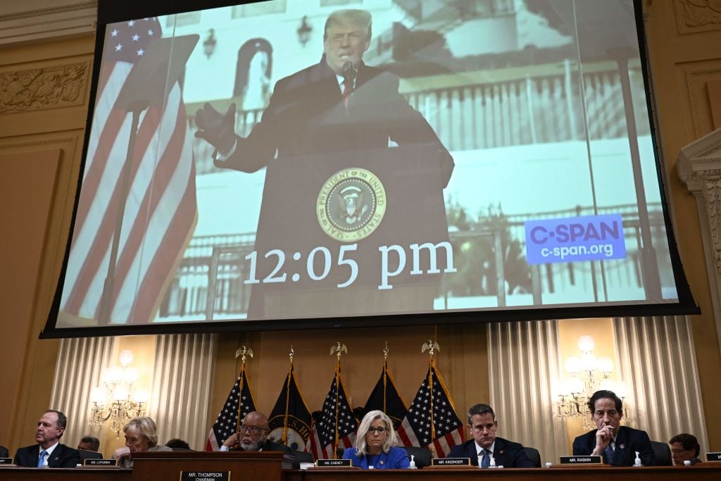 Comisión ve imagen de Donald Trump el día del ataque al Capitolio