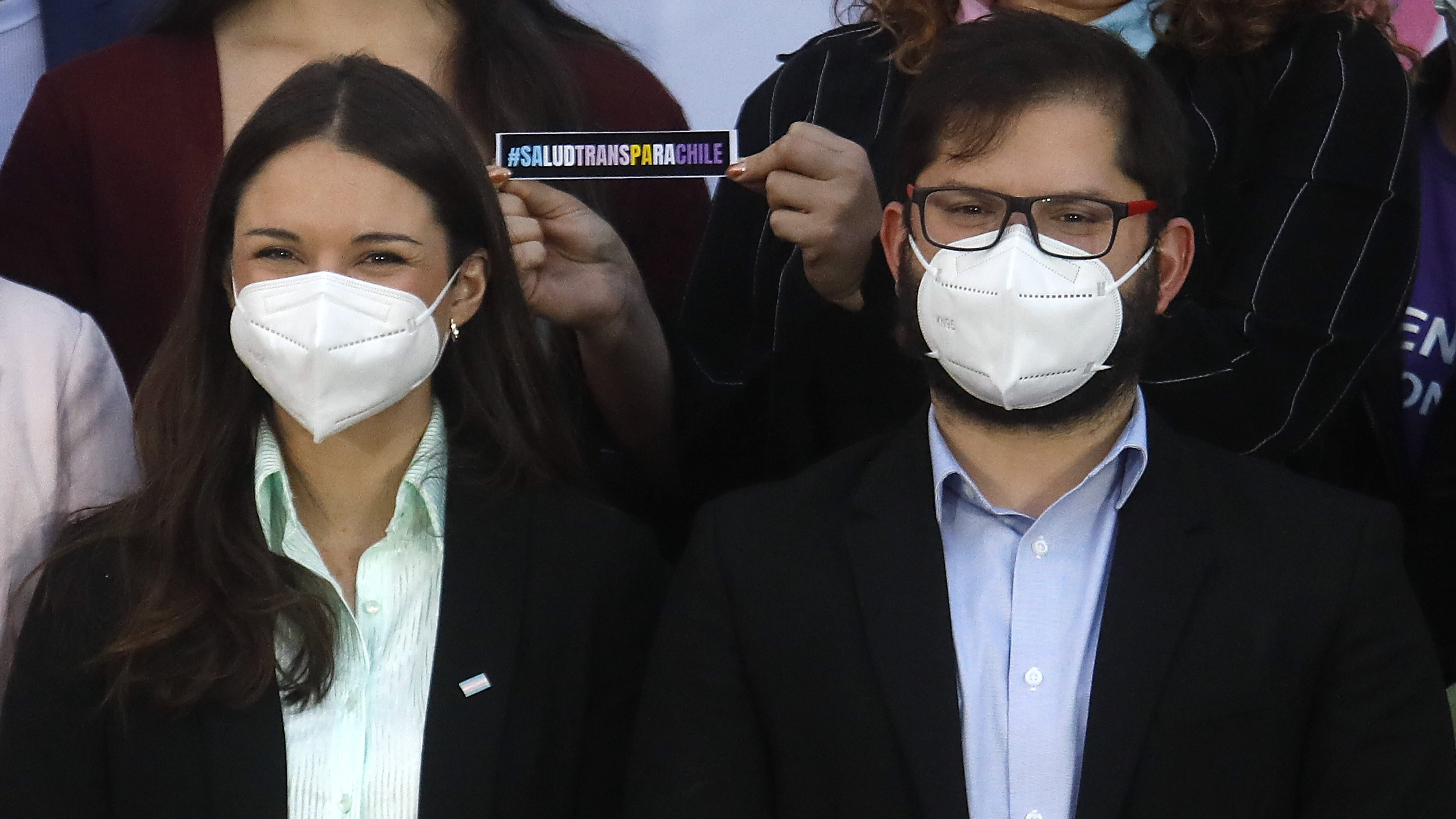 31 de Marzo de 2022/SANTIAGOEl Presidente de La Republica, Gabriel Boric Font, junto a la primera dama Irina Karamanos, entre otras autoridades, durante la conmemoracion del Da Internacional de la Visibilidad Trans, que se realizo en el Palacio de La Moneda.
FOTO:CRISTOBAL ESCOBAR/AGENCIAUNO