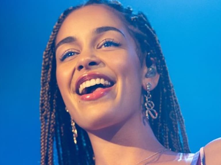 Jorja Smith sobre su visita a nuestro país: «Estoy muy emocionada de descubrir cómo es Chile»
