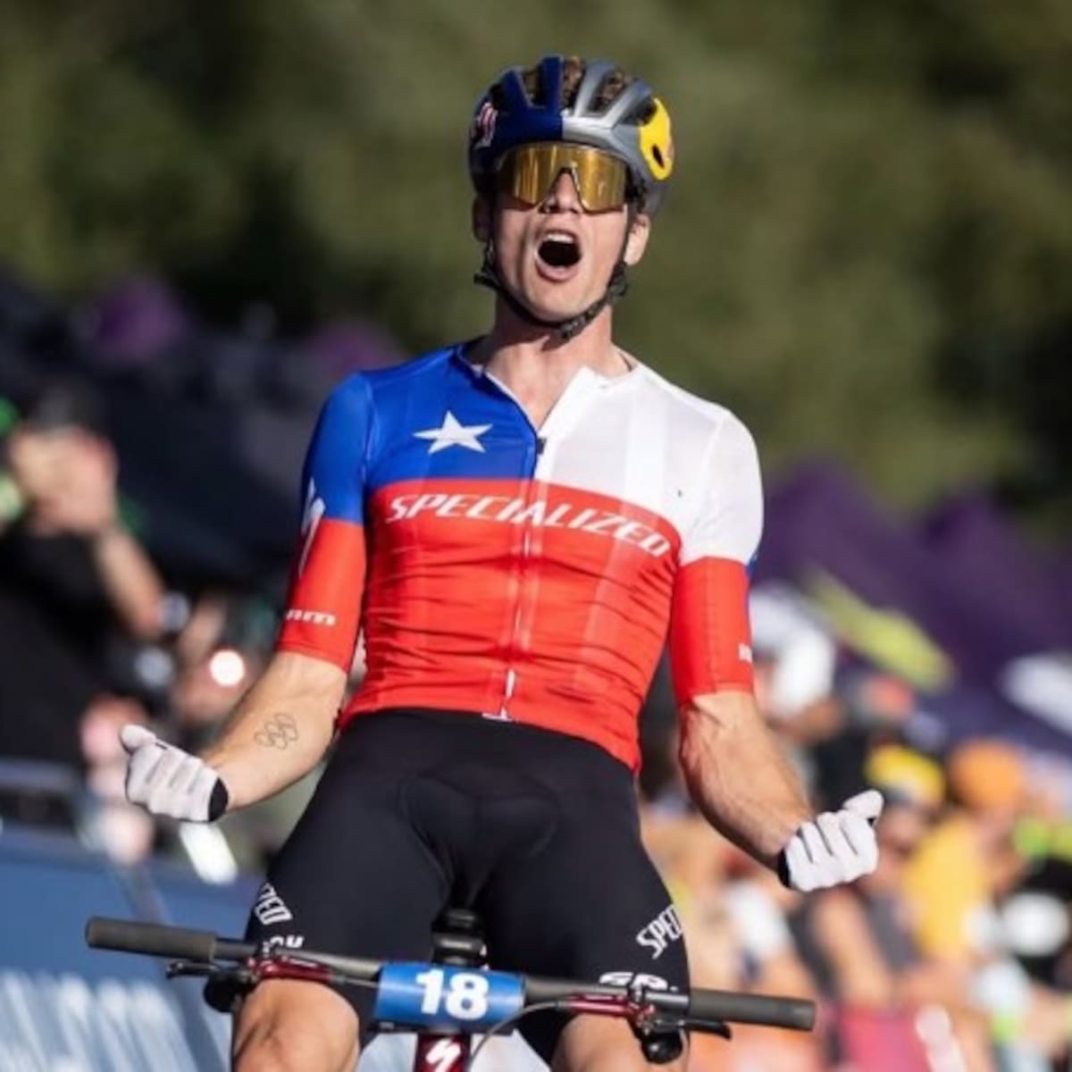 Martín Vidaurre gana su segunda fecha en la Copa del Mundo de ciclismo cross country