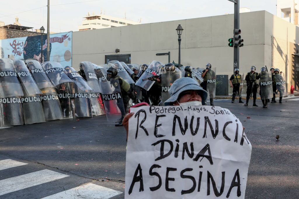 Protestas en Lima pide la renuncia de Dina Boluarte