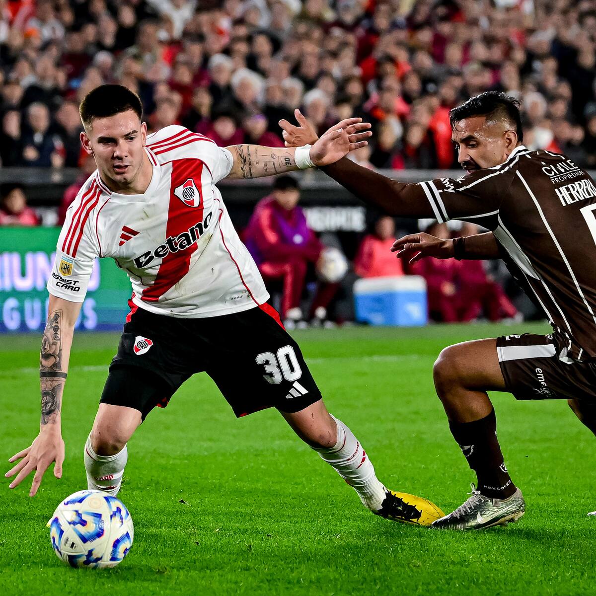 Con los chilenos incluidos y un Marcelo Gallardo “molesto”: River Plate oficializa la lista de jugadores para el Mundial de Clubes