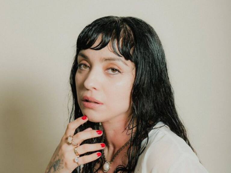 Instagram Mon Laferte