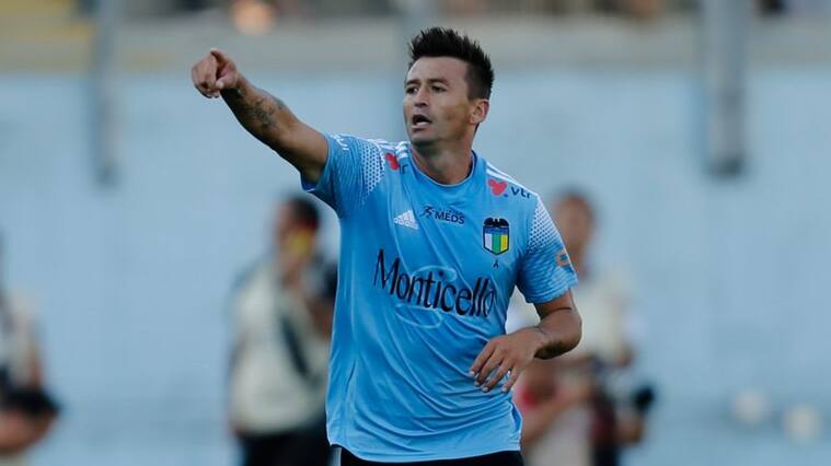01 de Marzo del 2020/RANCAGUARoberto Gutierrez celebra el segundo gol para O'Higgins ,durante el partido valido por la sexta fecha del campeonato AFP Plan Vital entre O'higgins y Universidad de Chile, disputado en el Estadio El Teniente de Rancagua.
FOTO:JAVIER VERGARA/AGENCIAUNO
