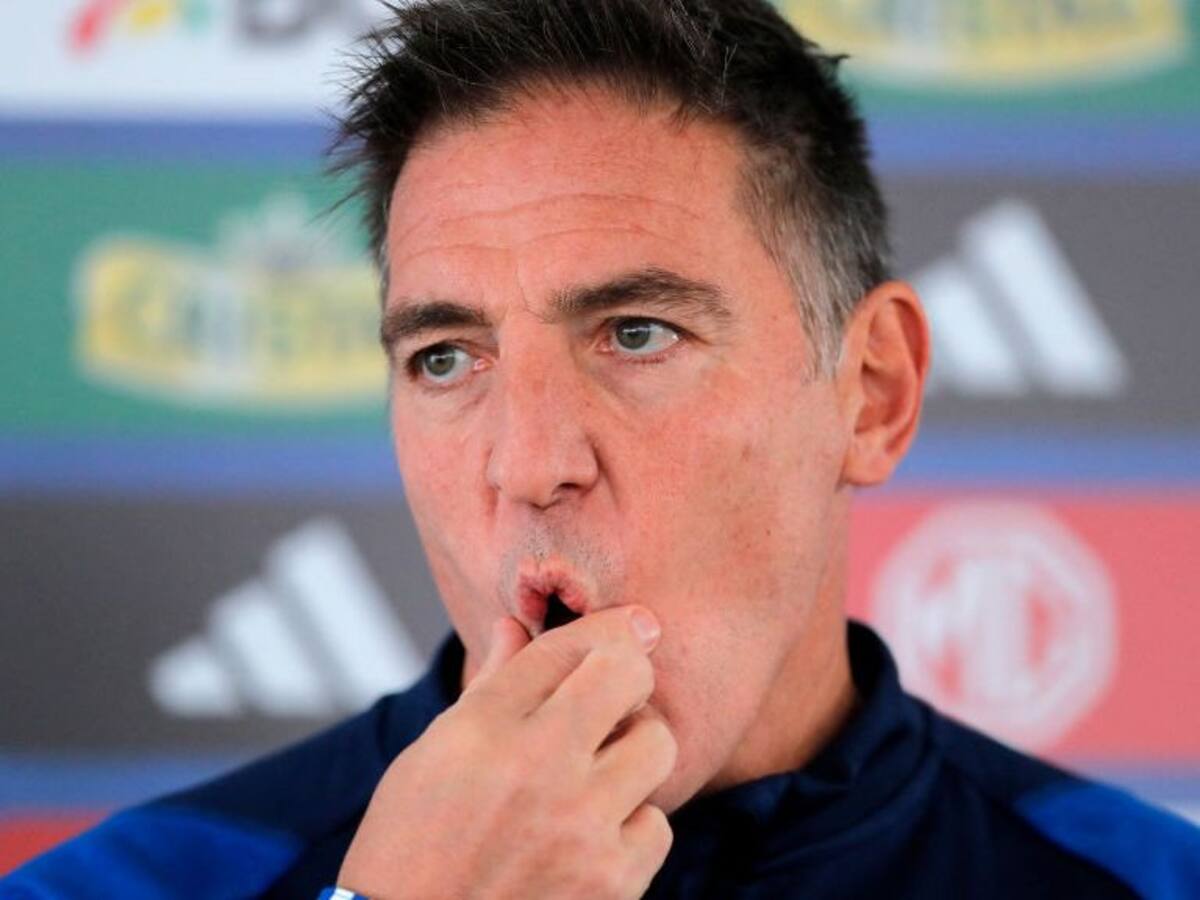 Johnny Herrera no tuvo piedad con Eduardo Berizzo por empate frente a Colombia: «Parecía técnico de barrio»
