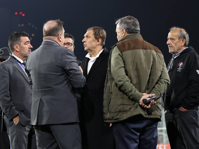 “No solo daña a Colo Colo, daña al país”: Aníbal Mosa afronta la muerte de dos hinchas y la cancelación del partido ante Fortaleza