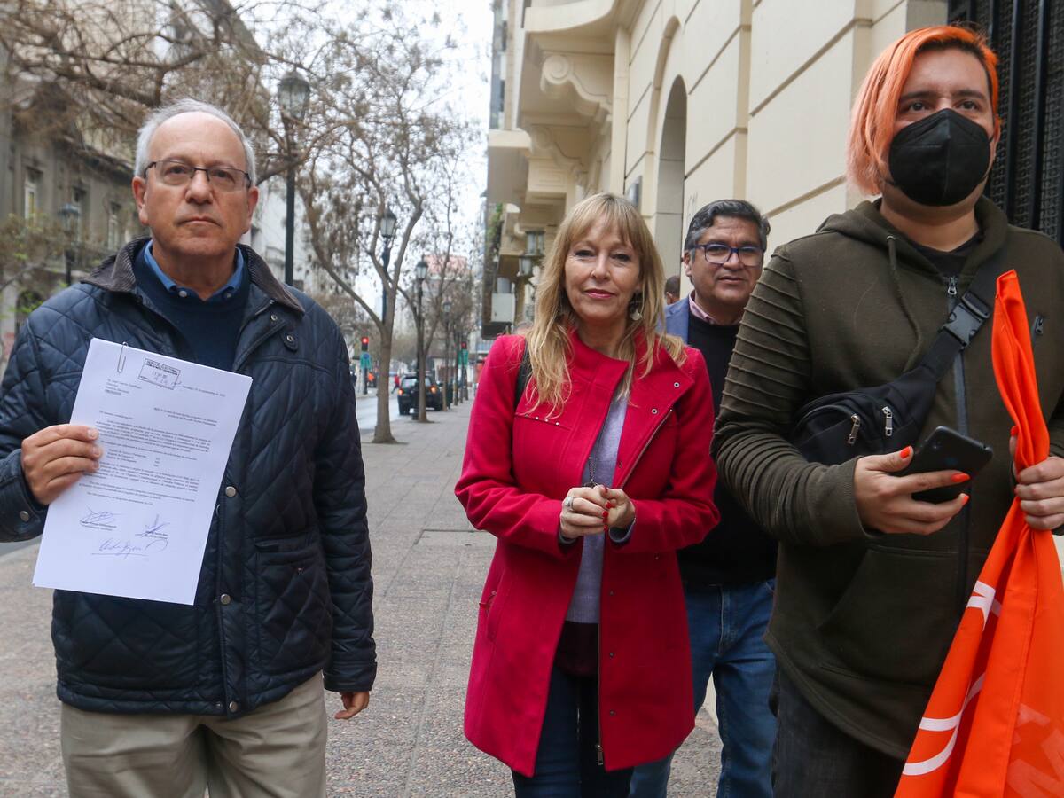 Para combatir faltas a la ética: diputados buscan establecer que todas las profesiones estén colegiadas