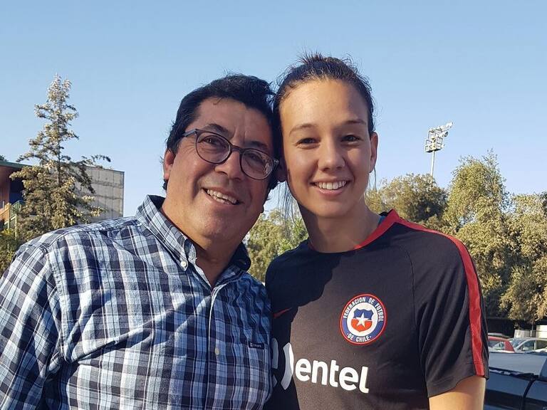 Deportes con Historia: El impacto de Marco Cornez en la carrera de Christiane Endler