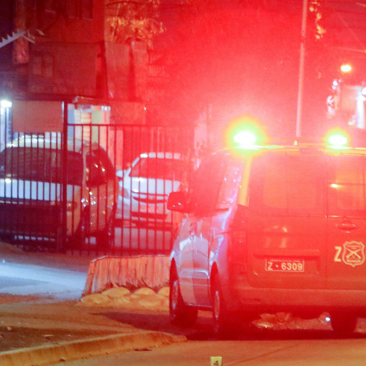 Fatal accidente en San Bernardo: violento choque termina con un conductor muerto tras volcamiento en plena calle