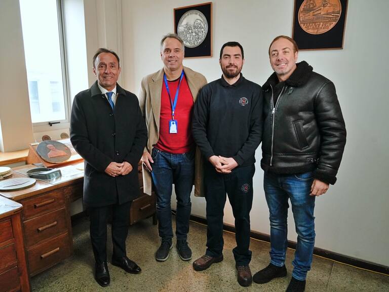 Lanzan medalla conmemorativa por los 20 años de la hazaña olímpica de Nicolás Massú y Fernando González