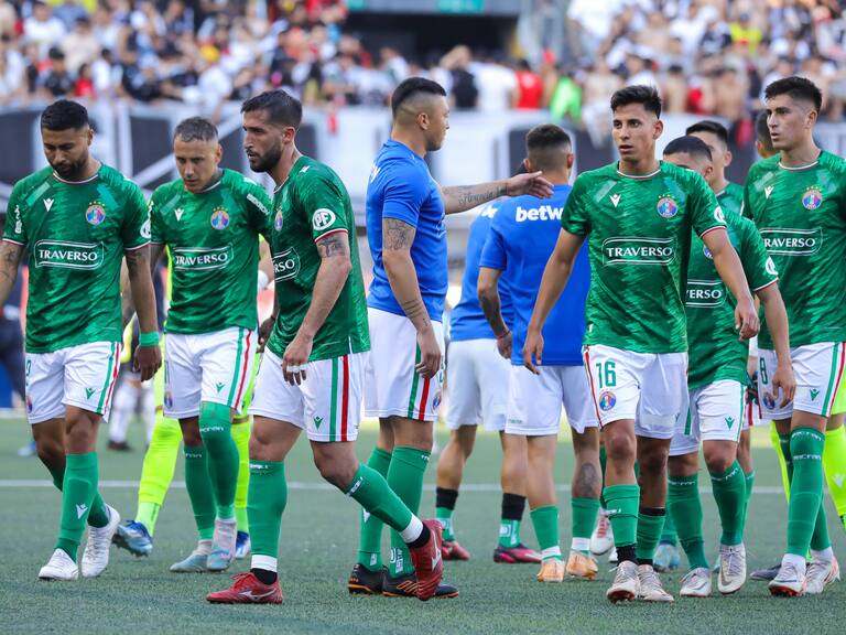 Audax Italiano posterga cambio al césped sintético del Bicentenario de La Florida