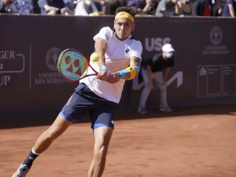 Alejandro Tabilo se farrea dos puntos de partido ante Delbonis y queda eliminado en la primera ronda del ATP de Córdoba