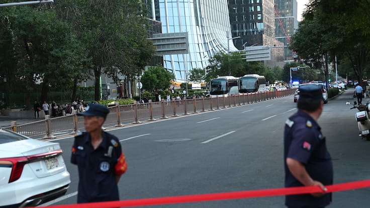 Impacto en China: avioneta choca contra el rascacielos más alto de la capital Pekín