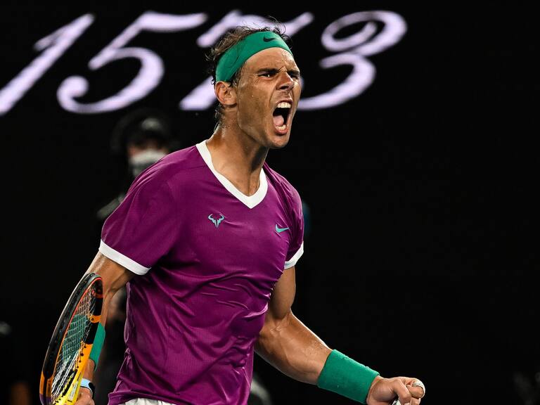 Rafael Nadal sigue firme y se acerca al título del Abierto de Australia ante Danill Medvedev en el quinto set