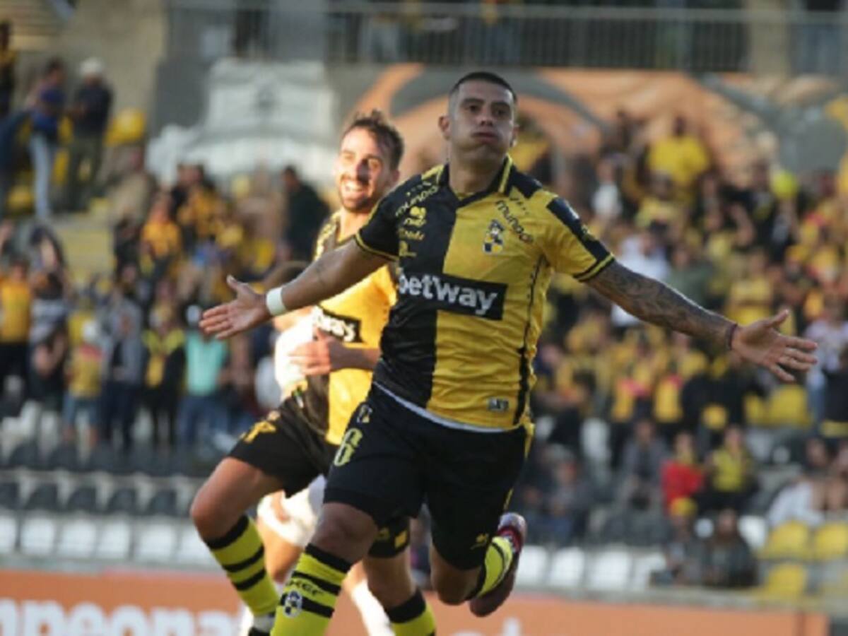 Coquimbo Unido confirma que Dylan Glaby dejará el club para jugar en Argentina: “La decisión es personal”