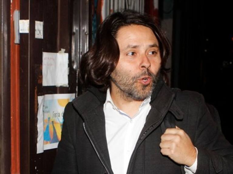 Finalmente el Frente Amplio permitió la candidatura de Alberto Mayol por el distrito 10