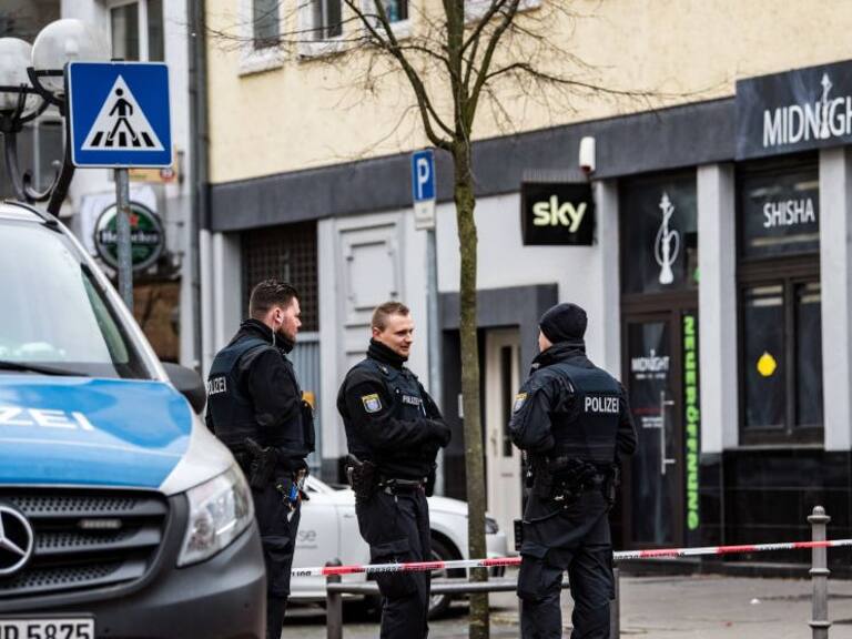 Al menos nueve personas murieron en ataques sucesivos a dos bares en Alemania