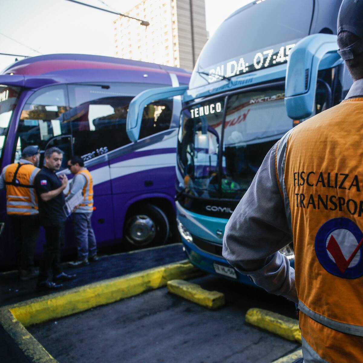 Estación Central reforzará medidas de seguridad en terminales de buses ante masivo retorno de veraneantes