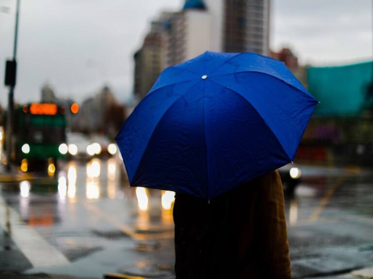 Pronostican lluvia en Santiago