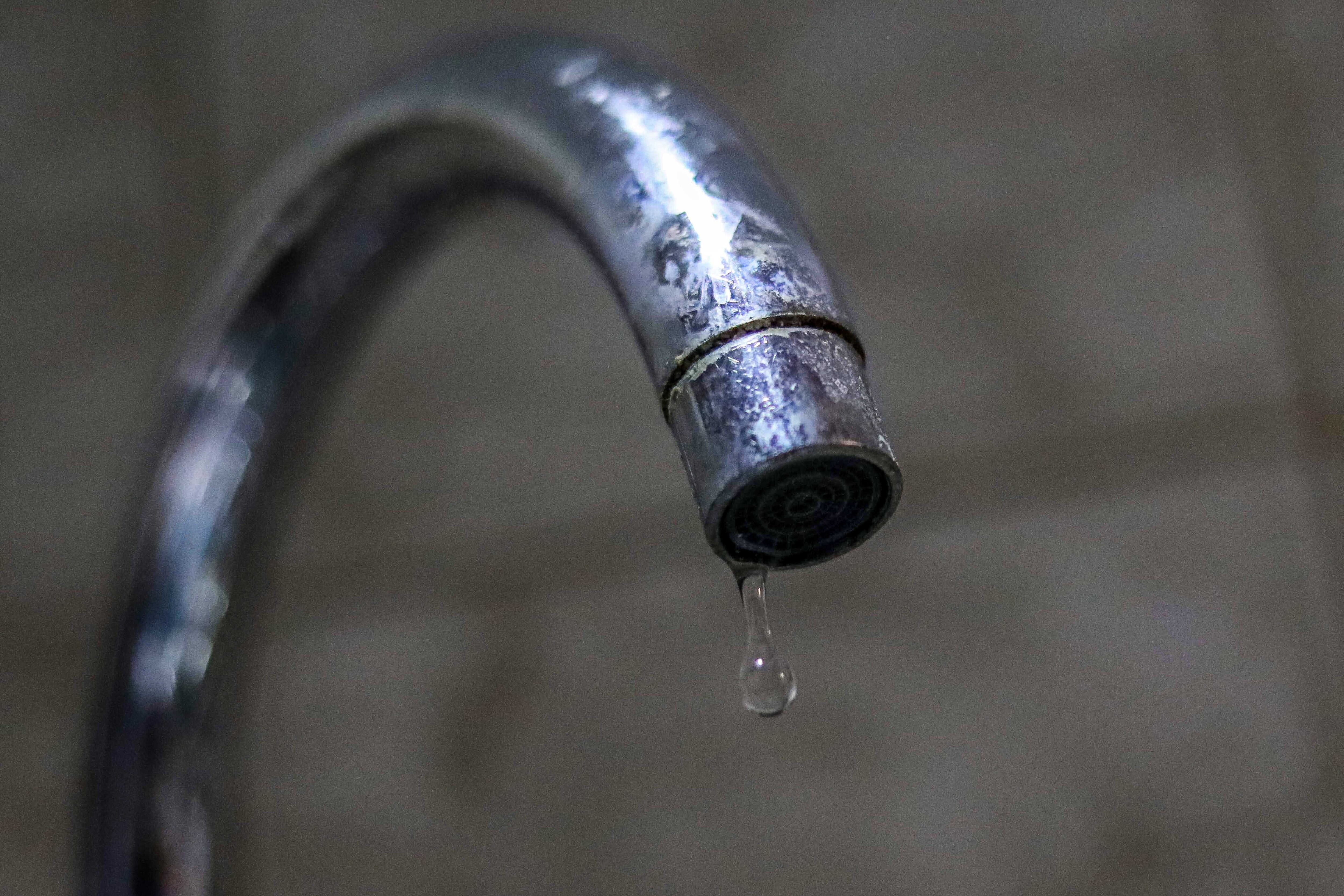 21 de mayo de 2026 / SANTIAGO
A partir del viernes a las 20:00 hrs. varias comunas del sector su de la Santiago, comenzaran un corte de agua programado, que durara 36 horas.
FOTO: SEBASTIAN BELTRAN GAETE / AGENCIAUNO