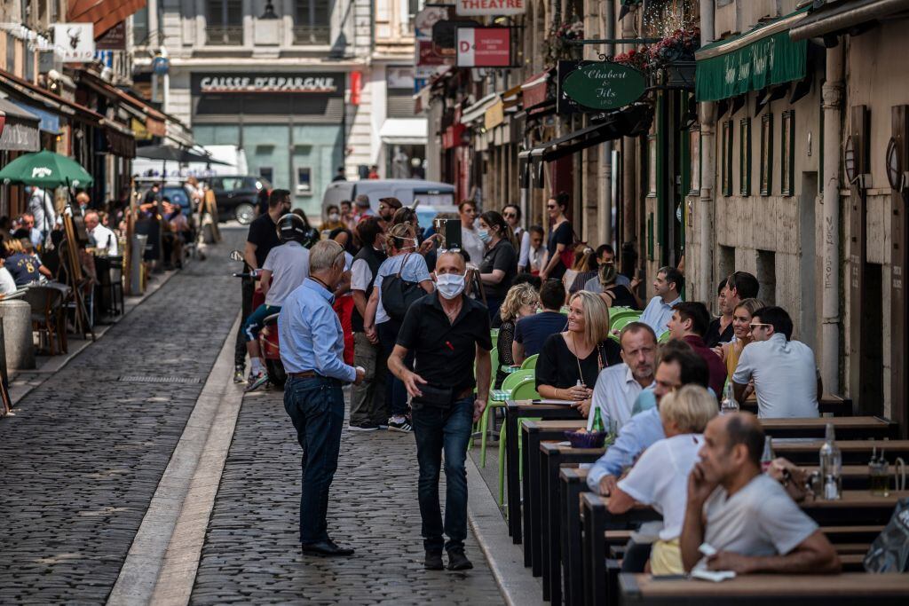 La ciudadanía regresó al comercio en Lyon