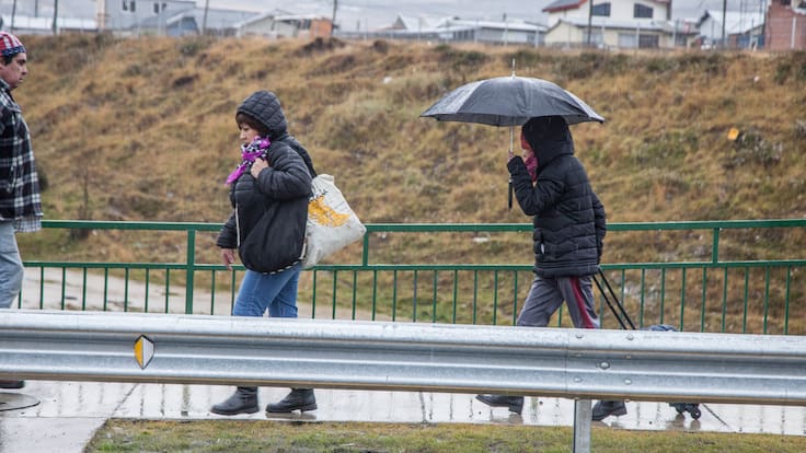 Históricas lluvias en Punta Arenas: sistema frontal genera anegamientos, cortes de tránsito y suspensión de clases