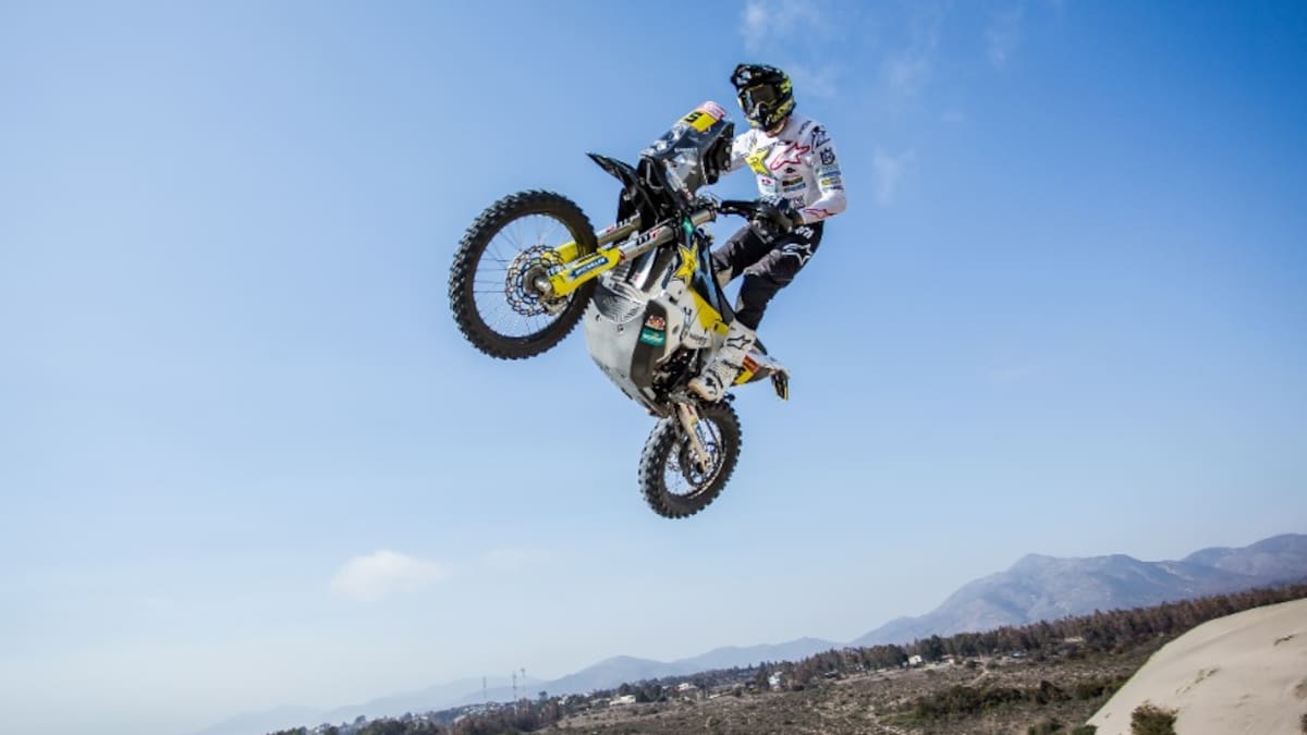 Pablo Quintanilla pone a disposición la histórica moto con la que fue segundo en el Dakar 2020: así puedes conseguirla