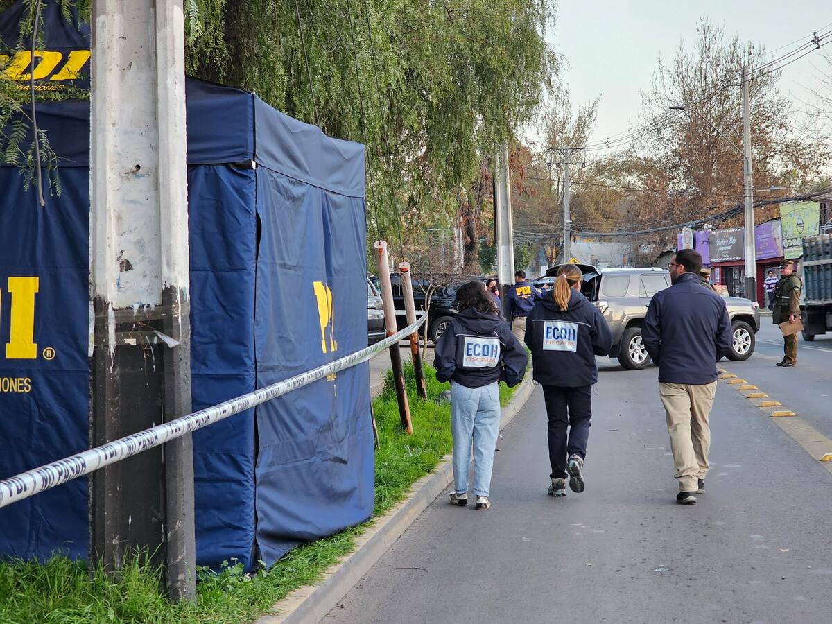 Homicidio en Recoleta: hombre fue baleado en la cabeza mientras caminaba