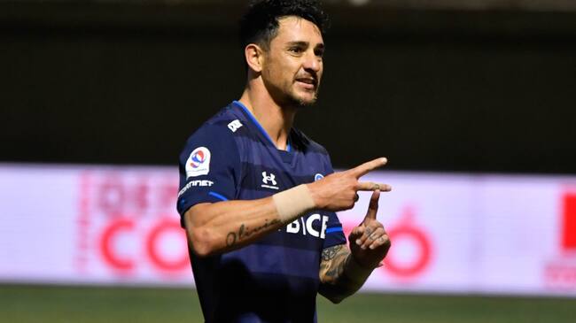 Fernando Zampedri le baja el perfil a sus récords goleadores en la UC: "Disfruto estar en este lugar, pero cada uno hizo su camino"