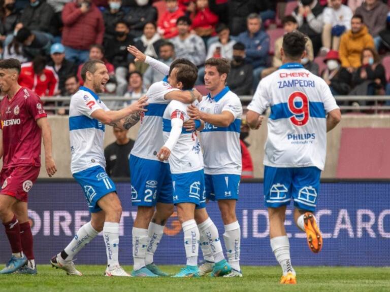 Universidad Católica golea en La Portada y compromete aún más a La Serena con el descenso