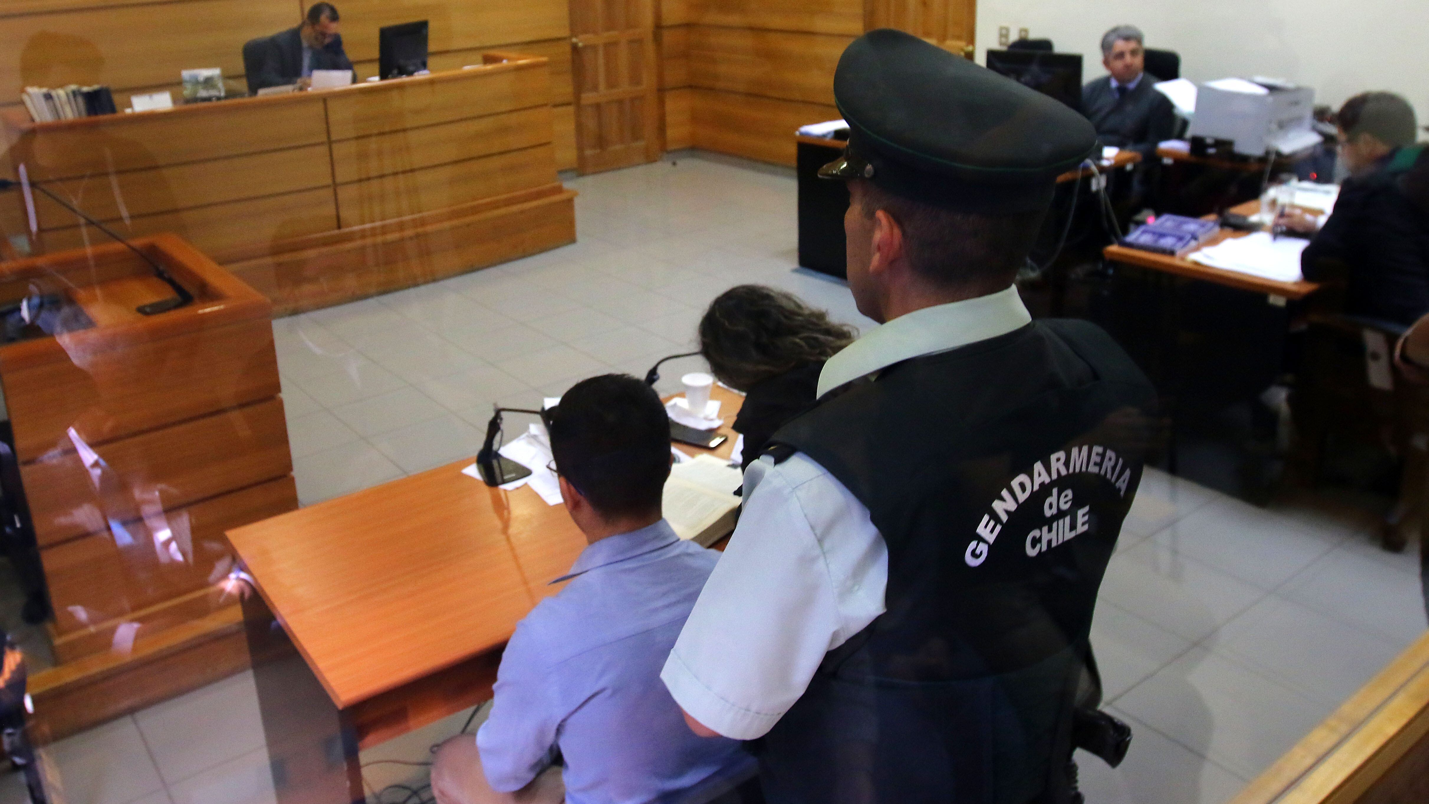 03 de Marzo de 2020/LA LIGUA El ex carabinero Ivan Tapia Maturana durante su formalización en el Juzgado de Garantia de La Ligua, como imputado por el robo de armas al retén de Valle Hermoso.
***ATENCION EDITORES EL JUEZ SOLICITO NO DIFUNDIR IMAGENES DEL ROSTRO DEL IMPUTADO****
FOTO:SANTIAGO MORALES/AGENCIAUNO