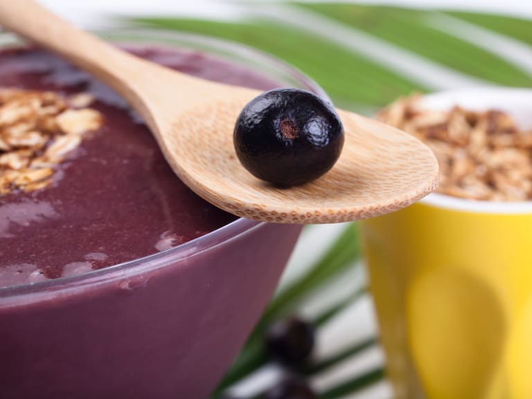 ¿Qué es el açaí? La superfruta con amplios beneficios para la salud y cómo consumirlo