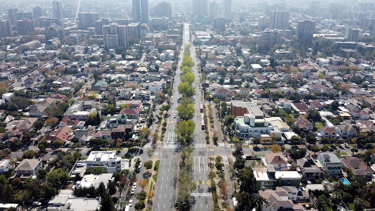 Esta es la emblemática calle de la comuna de Ñuñoa a la que quieren cambiarle el nombre (y el motivo detrás)