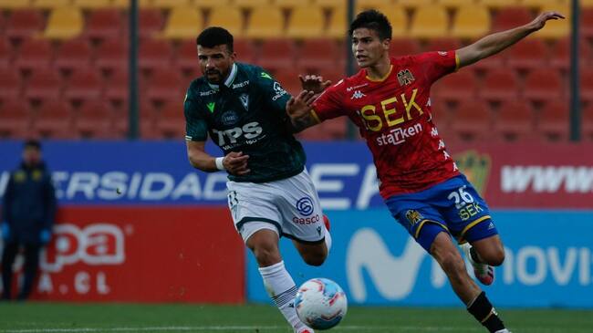 8 de Septiembre del 2020/Santiago.Bernardo Cerezo(i) y Thomas Galdames(d) ,durante el partido valido por la Décima fecha del Campeonato Nacional AFP PlanVital 2020, entre Union Española vs Santiago Wanderers, disputado en el estadio Santa Laura.
FOTO:FRANCISCO LONGA/AGENCIAUNO