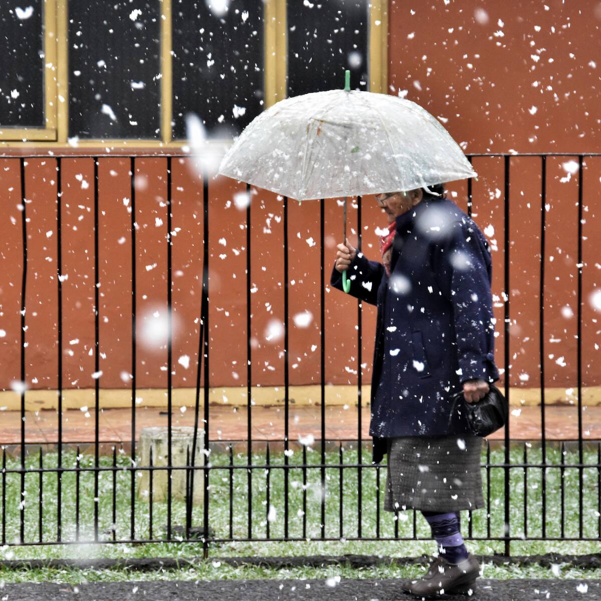 Ciclón extratropical llega a Chile con lluvias, nieve y vientos: revisa dónde habrá precipitaciones