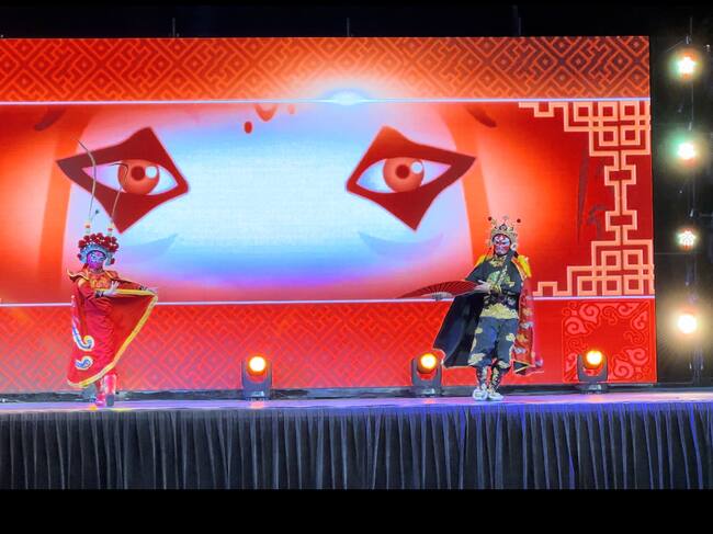 Cedida | Show "La Máscara Mágica" en el Festival de Luces Chinas Tianfu
