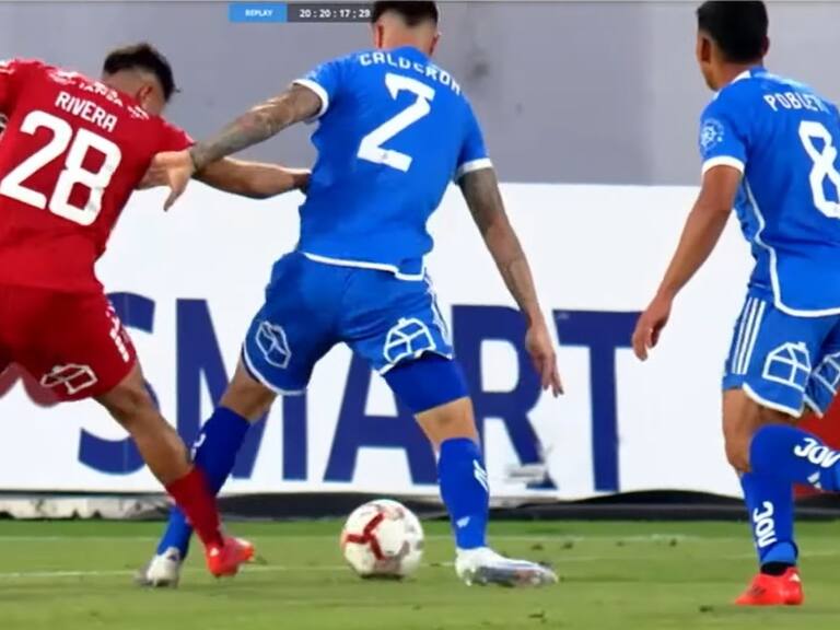 “Propina una patada de forma imprudente”: así actuó el VAR en el gol anulado a Ñublense ante la U | Captura de pantalla