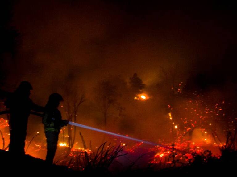 Fallece una persona con el 70% del cuerpo quemado por el incendio en Melipilla